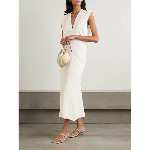 Robe midi ajustée en V profond sans manches ivoire